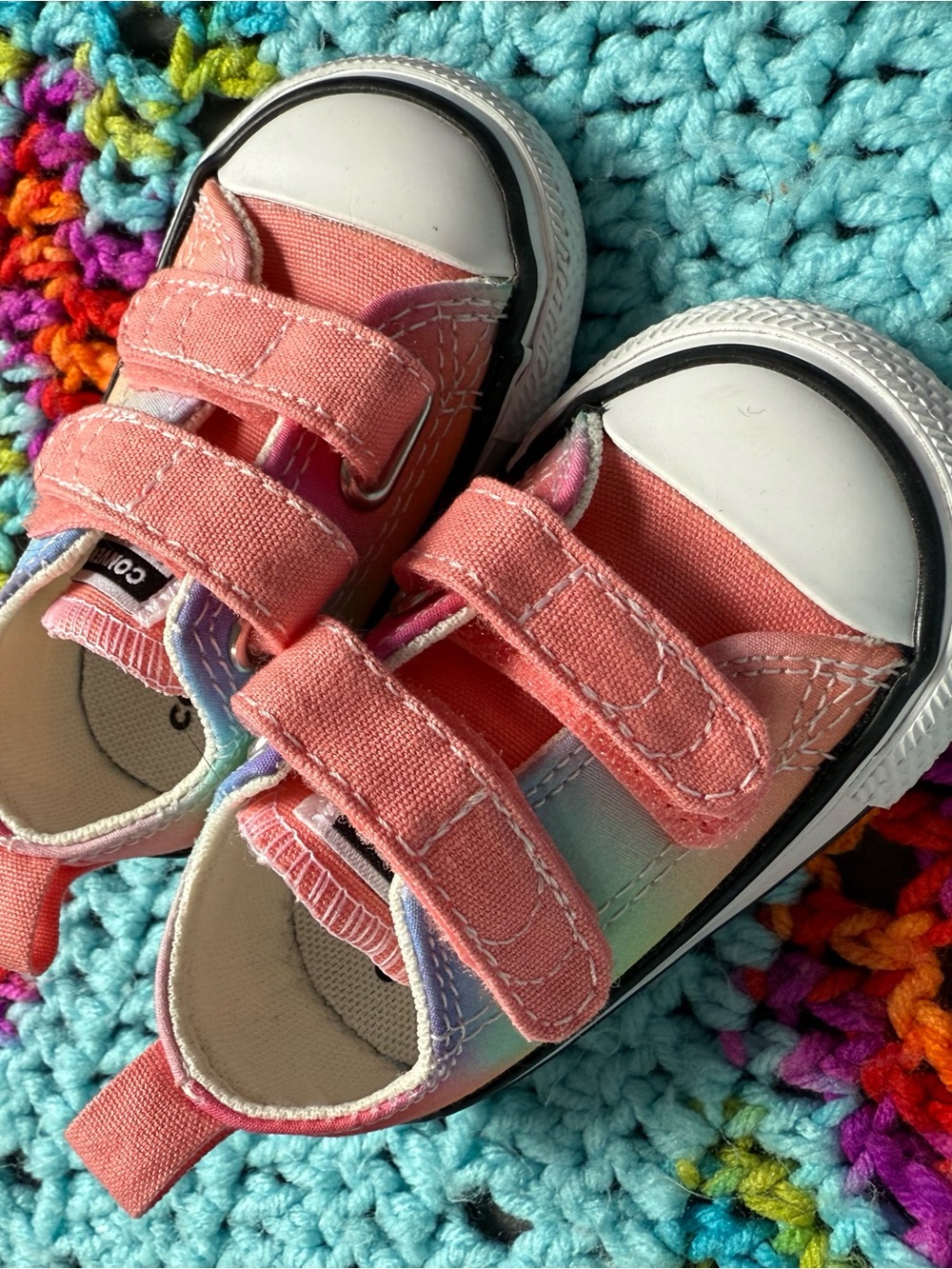 Baby Rainbow Converse - Picture 11 of 12